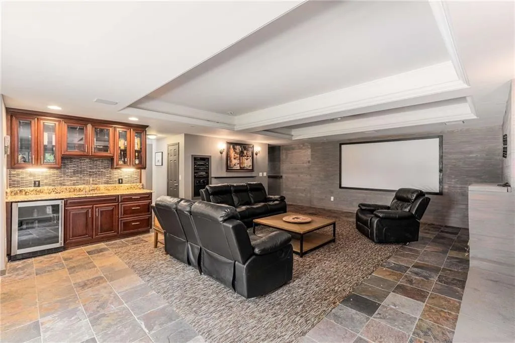 360 Spindle Court, Sandy Springs, Georgia 30350, 4 Bedrooms Bedrooms, ,3 BathroomsBathrooms,Residential,Sold,360 Spindle Court,7425203