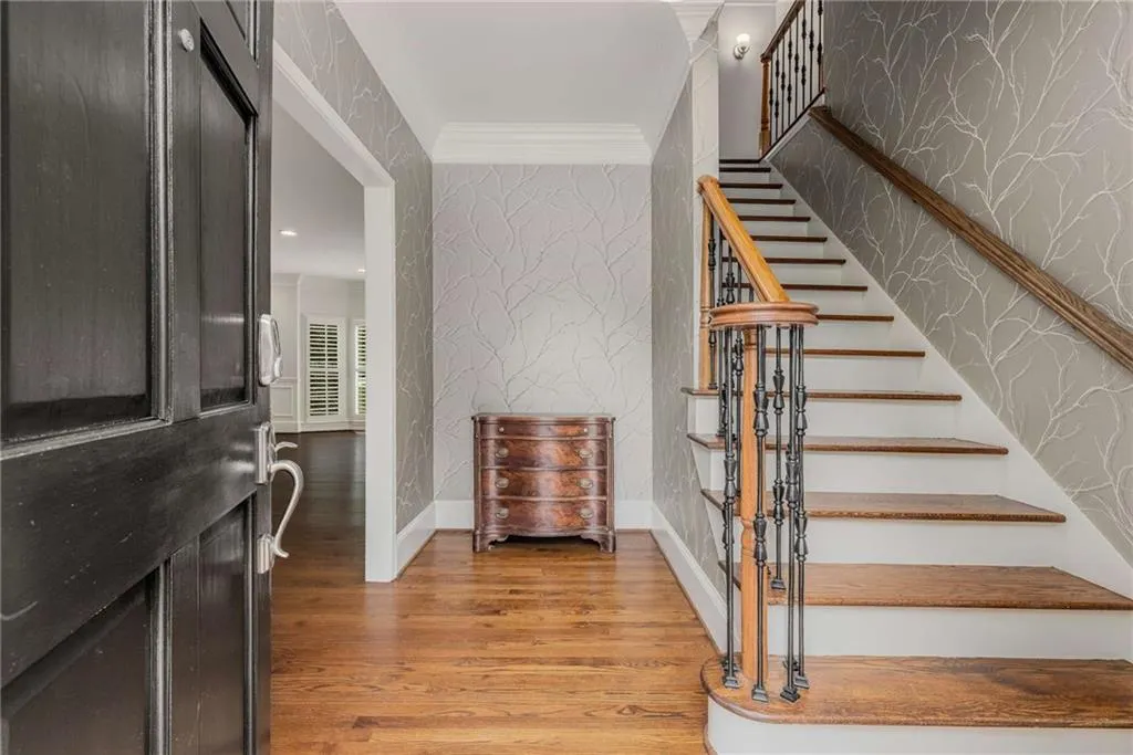 360 Spindle Court, Sandy Springs, Georgia 30350, 4 Bedrooms Bedrooms, ,3 BathroomsBathrooms,Residential,Sold,360 Spindle Court,7425203