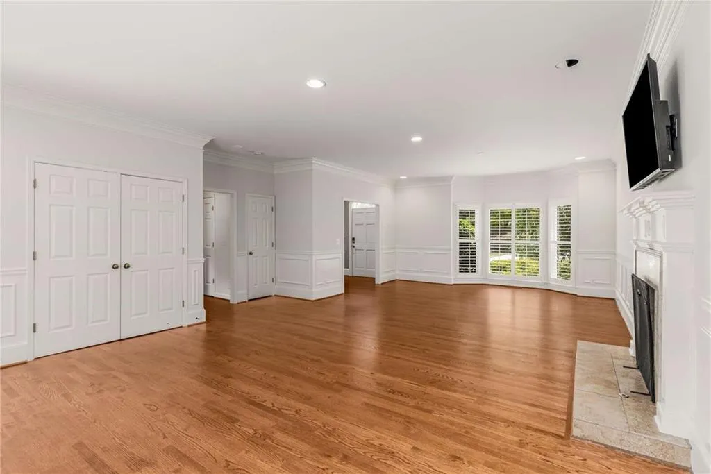 360 Spindle Court, Sandy Springs, Georgia 30350, 4 Bedrooms Bedrooms, ,3 BathroomsBathrooms,Residential,Sold,360 Spindle Court,7425203