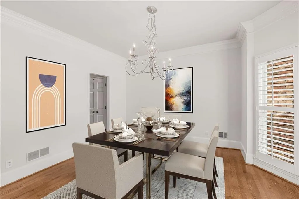 360 Spindle Court, Sandy Springs, Georgia 30350, 4 Bedrooms Bedrooms, ,3 BathroomsBathrooms,Residential,Sold,360 Spindle Court,7425203