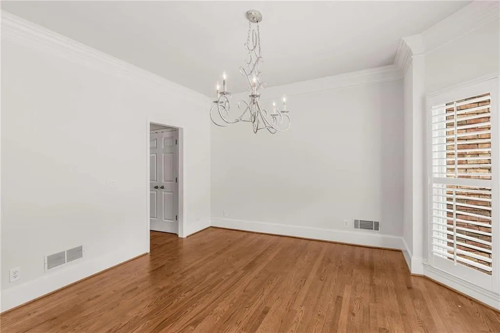 360 Spindle Court, Sandy Springs, Georgia 30350, 4 Bedrooms Bedrooms, ,3 BathroomsBathrooms,Residential,Sold,360 Spindle Court,7425203