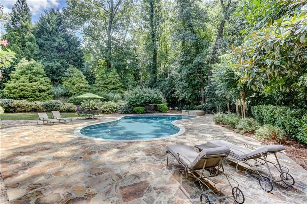 246 Lafayette Way, Atlanta, Georgia 30327, 6 Bedrooms Bedrooms, ,6 BathroomsBathrooms,Residential,Sold,246 Lafayette Way,6582225