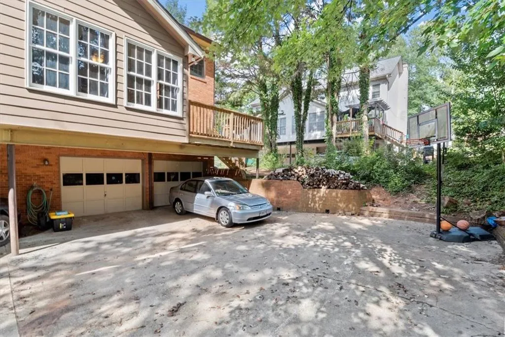 610 Corbin Lake Court, Sandy Springs, Georgia 30350, 2 Bedrooms Bedrooms, ,2 BathroomsBathrooms,Residential,Sold,610 Corbin Lake Court,7269557