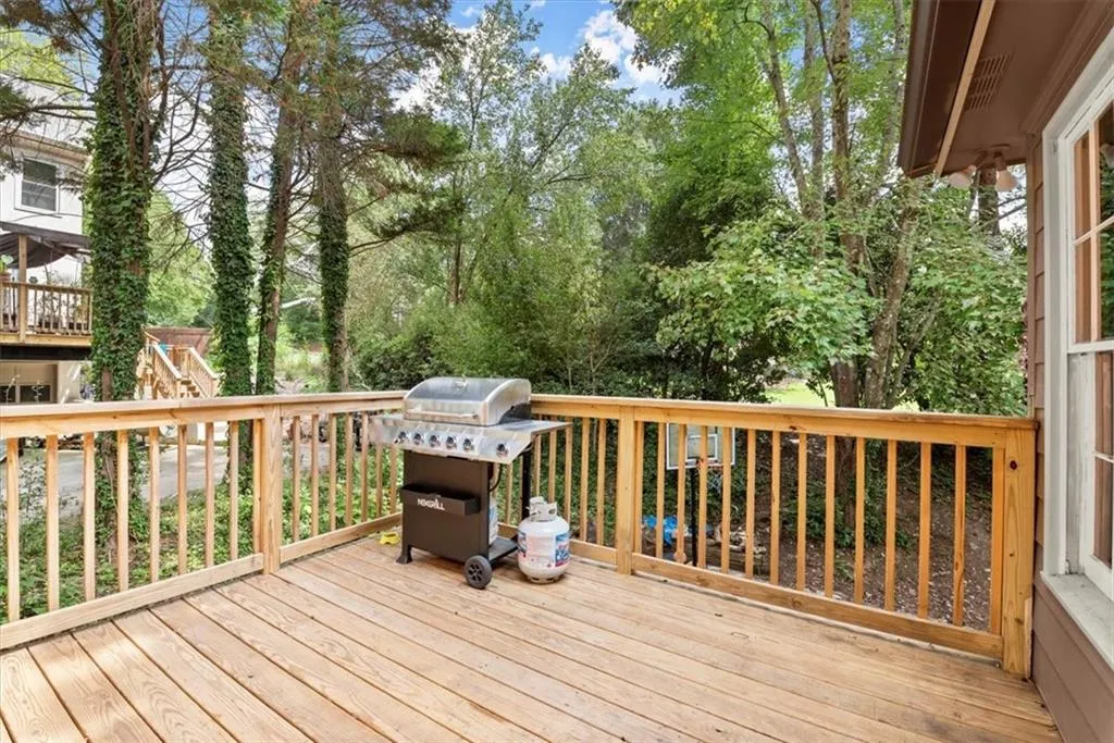 610 Corbin Lake Court, Sandy Springs, Georgia 30350, 2 Bedrooms Bedrooms, ,2 BathroomsBathrooms,Residential,Sold,610 Corbin Lake Court,7269557