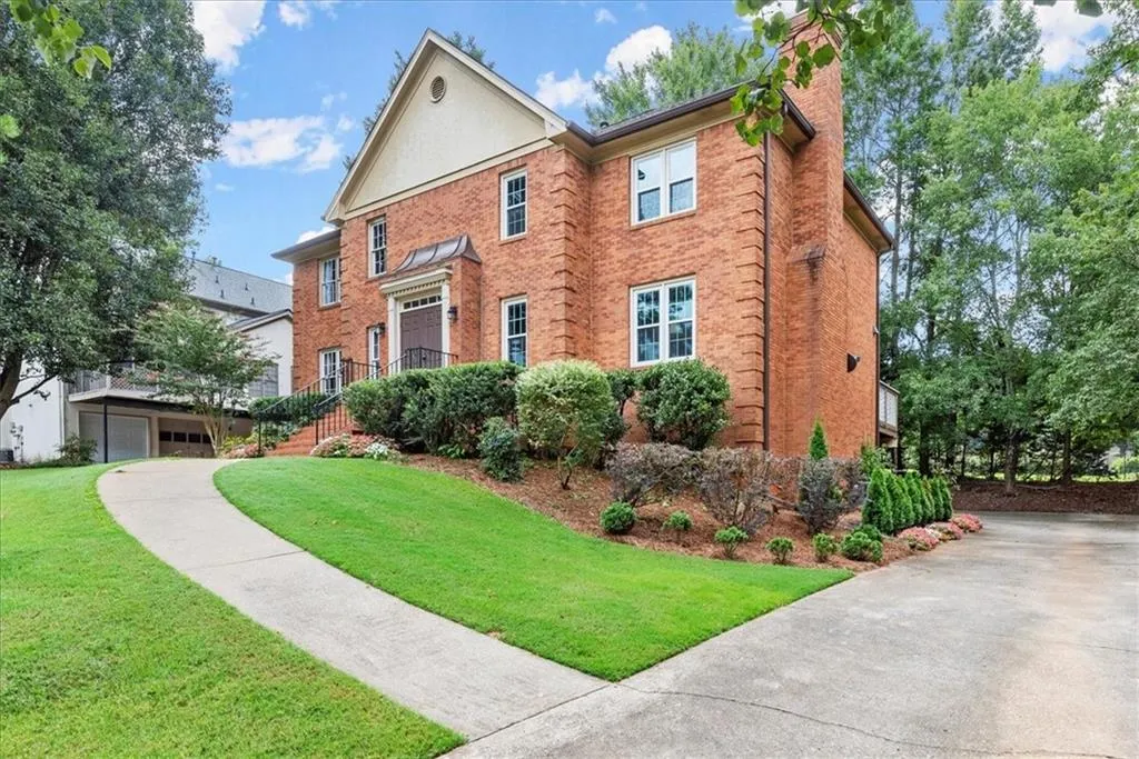 610 Corbin Lake Court, Sandy Springs, Georgia 30350, 2 Bedrooms Bedrooms, ,2 BathroomsBathrooms,Residential,Sold,610 Corbin Lake Court,7269557