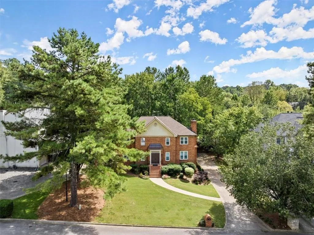 610 Corbin Lake Court, Sandy Springs, Georgia 30350, 2 Bedrooms Bedrooms, ,2 BathroomsBathrooms,Residential,Sold,610 Corbin Lake Court,7269557