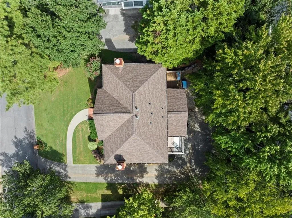 610 Corbin Lake Court, Sandy Springs, Georgia 30350, 2 Bedrooms Bedrooms, ,2 BathroomsBathrooms,Residential,Sold,610 Corbin Lake Court,7269557