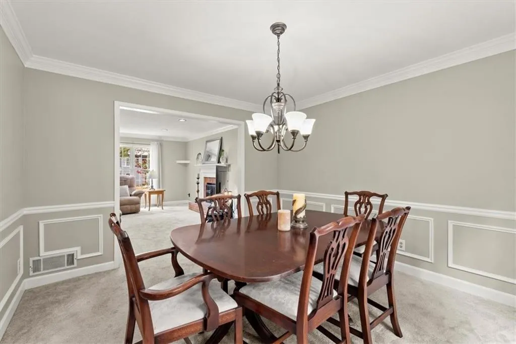 610 Corbin Lake Court, Sandy Springs, Georgia 30350, 2 Bedrooms Bedrooms, ,2 BathroomsBathrooms,Residential,Sold,610 Corbin Lake Court,7269557