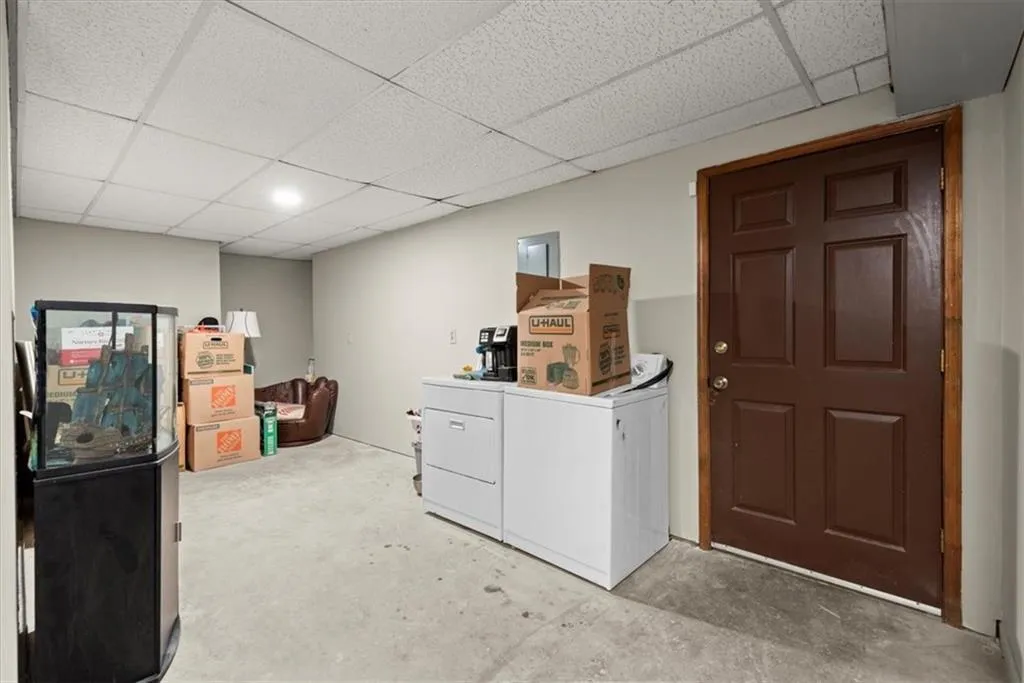 610 Corbin Lake Court, Sandy Springs, Georgia 30350, 2 Bedrooms Bedrooms, ,2 BathroomsBathrooms,Residential,Sold,610 Corbin Lake Court,7269557