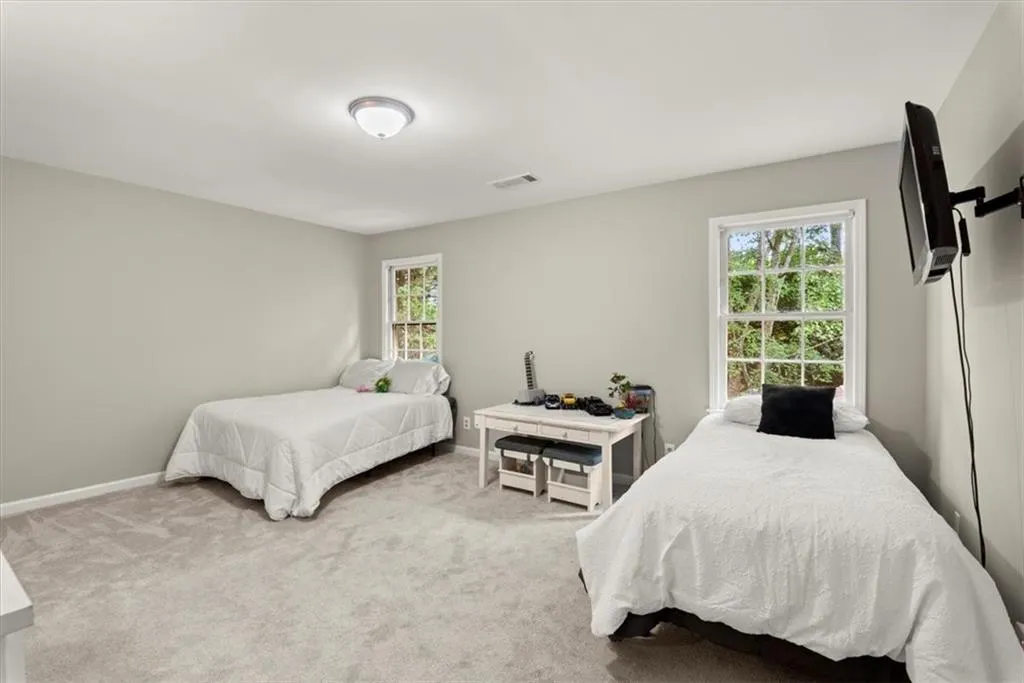 610 Corbin Lake Court, Sandy Springs, Georgia 30350, 2 Bedrooms Bedrooms, ,2 BathroomsBathrooms,Residential,Sold,610 Corbin Lake Court,7269557