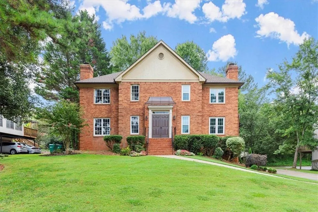 610 Corbin Lake Court, Sandy Springs, Georgia 30350, 2 Bedrooms Bedrooms, ,2 BathroomsBathrooms,Residential,Sold,610 Corbin Lake Court,7269557