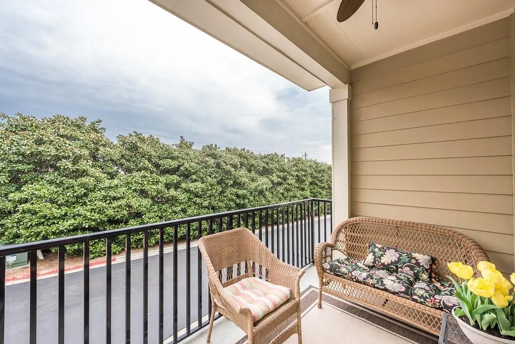 283 Le Gran Bend Unit 283, Atlanta, Georgia 30328, 2 Bedrooms Bedrooms, ,2 BathroomsBathrooms,Residential,Sold,283 Le Gran Bend Unit 283,5974248