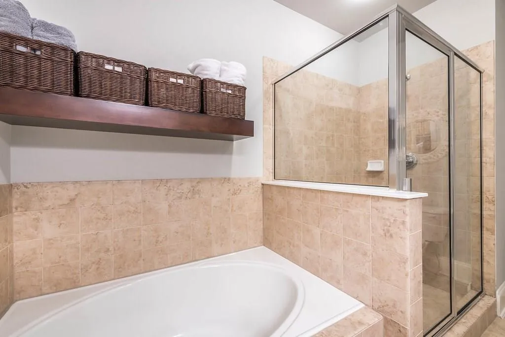 283 Le Gran Bend Unit 283, Atlanta, Georgia 30328, 2 Bedrooms Bedrooms, ,2 BathroomsBathrooms,Residential,Sold,283 Le Gran Bend Unit 283,5974248