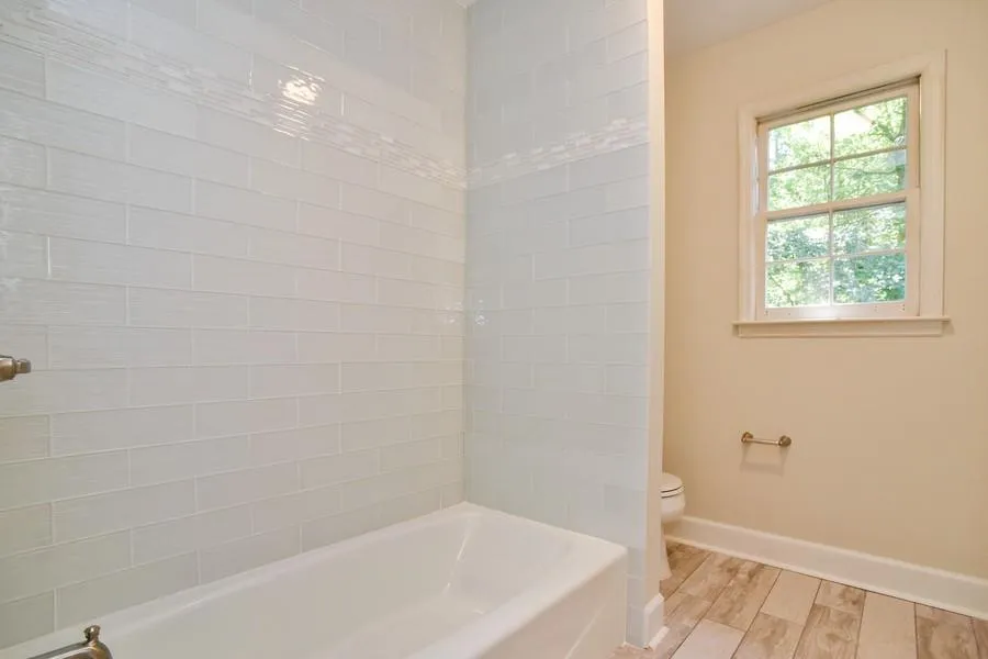 15 Messina Way, Sandy Springs, Georgia 30328, 5 Bedrooms Bedrooms, ,3 BathroomsBathrooms,Residential,Sold,15 Messina Way,5742239