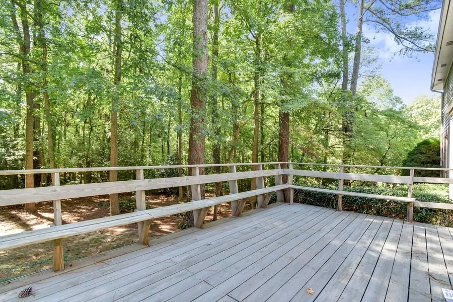 15 Messina Way, Sandy Springs, Georgia 30328, 5 Bedrooms Bedrooms, ,3 BathroomsBathrooms,Residential,Sold,15 Messina Way,5742239