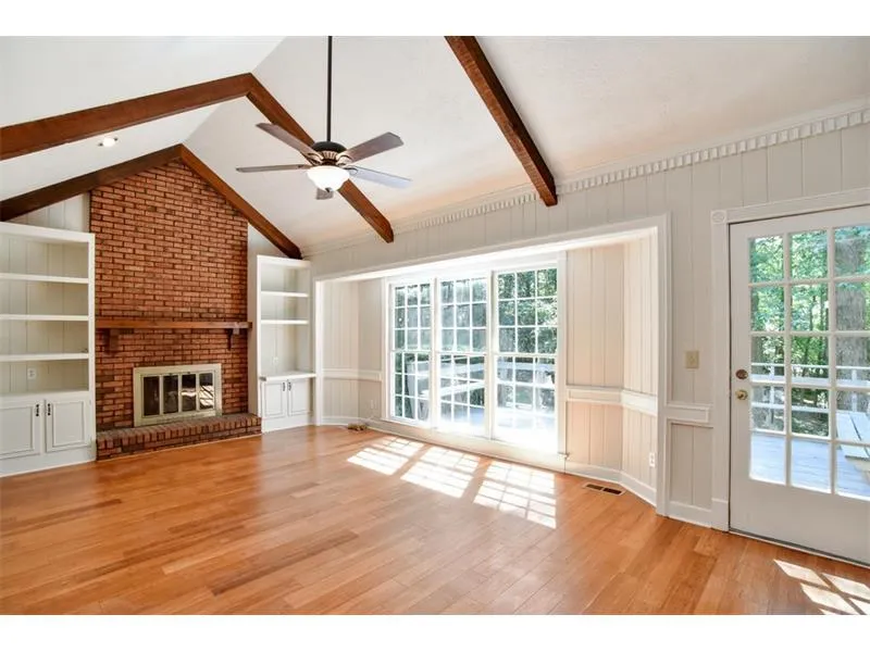 15 Messina Way, Sandy Springs, Georgia 30328, 5 Bedrooms Bedrooms, ,3 BathroomsBathrooms,Residential,Sold,15 Messina Way,5742239