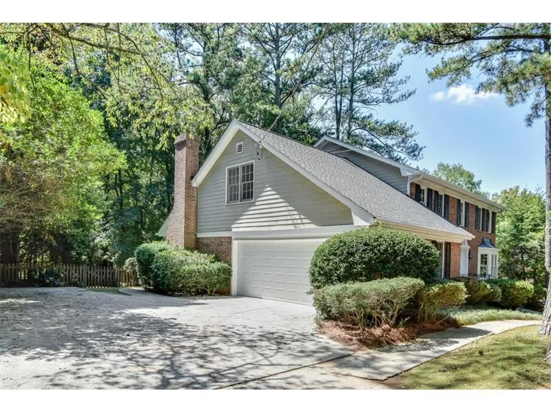 15 Messina Way, Sandy Springs, Georgia 30328, 5 Bedrooms Bedrooms, ,3 BathroomsBathrooms,Residential,Sold,15 Messina Way,5742239