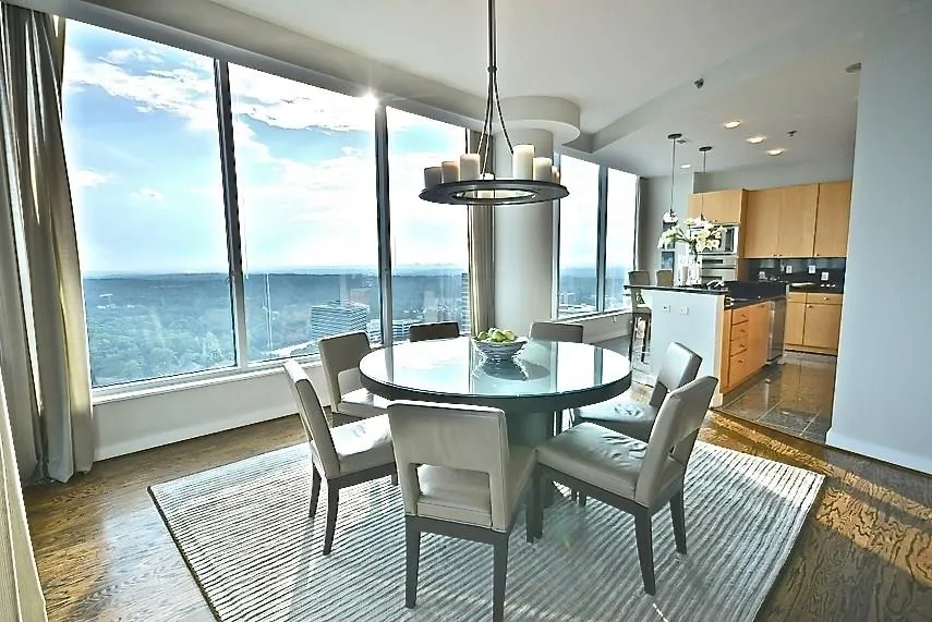3338 Peachtree Road Ne Unit 3603, Atlanta, Georgia 30326, 3 Bedrooms Bedrooms, ,3 BathroomsBathrooms,Residential,Sold,3338 Peachtree Road Ne Unit 3603,5650870