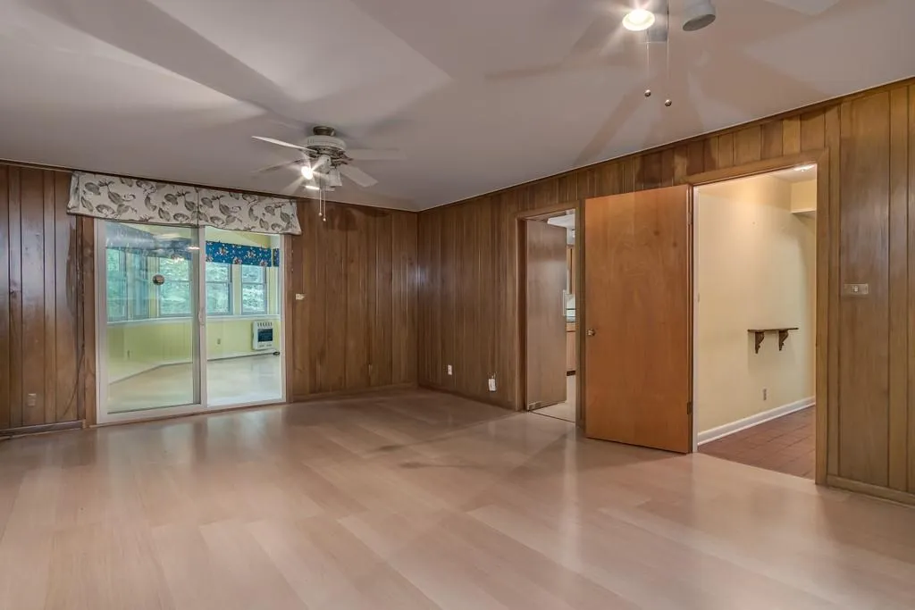 8326 Berkley Ridge Ne, Sandy Springs, Georgia 30350, 5 Bedrooms Bedrooms, ,2 BathroomsBathrooms,Residential,Sold,8326 Berkley Ridge Ne,6802888
