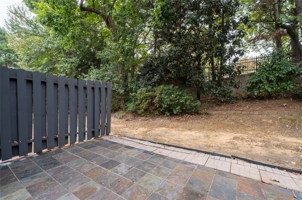 2680 Pine Tree Road Ne Unit 5, Atlanta, Georgia 30324, 3 Bedrooms Bedrooms, ,2 BathroomsBathrooms,Residential,For Sale,2680 Pine Tree Road Ne Unit 5,7669380 2680 Pine Tree Road Ne Unit 5, Atlanta, Georgia 30324, 3 Bedrooms Bedrooms, ,2 BathroomsBathrooms,Residential,For Sale,2680 Pine Tree Road Ne Unit 5,7669380
