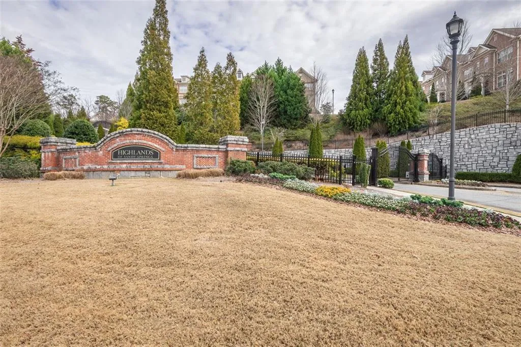 7350 Glisten Avenue Unit 88, Sandy Springs, Georgia 30328, 3 Bedrooms Bedrooms, ,3 BathroomsBathrooms,Residential,Sold,7350 Glisten Avenue Unit 88,6760538