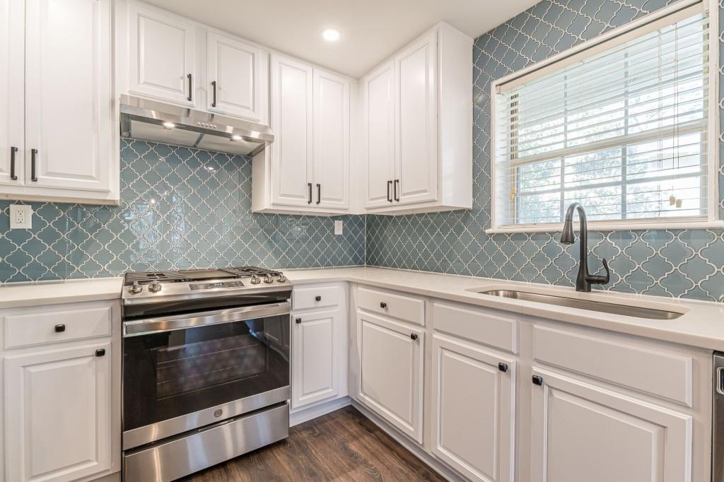 6810 Glenridge Drive Unit C, Sandy Springs, Georgia 30328, 2 Bedrooms Bedrooms, ,2 BathroomsBathrooms,Residential,Sold,6810 Glenridge Drive Unit C,7316959