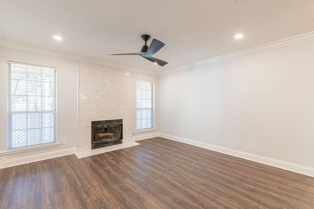 6810 Glenridge Drive Unit C, Sandy Springs, Georgia 30328, 2 Bedrooms Bedrooms, ,2 BathroomsBathrooms,Residential,Sold,6810 Glenridge Drive Unit C,7316959