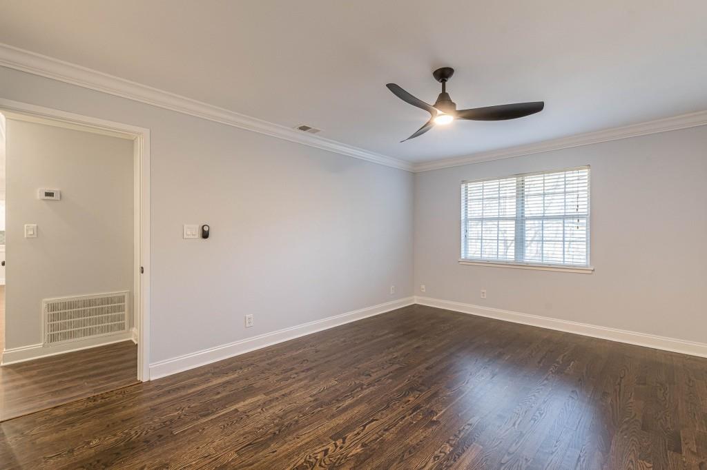 6810 Glenridge Drive Unit C, Sandy Springs, Georgia 30328, 2 Bedrooms Bedrooms, ,2 BathroomsBathrooms,Residential,Sold,6810 Glenridge Drive Unit C,7316959