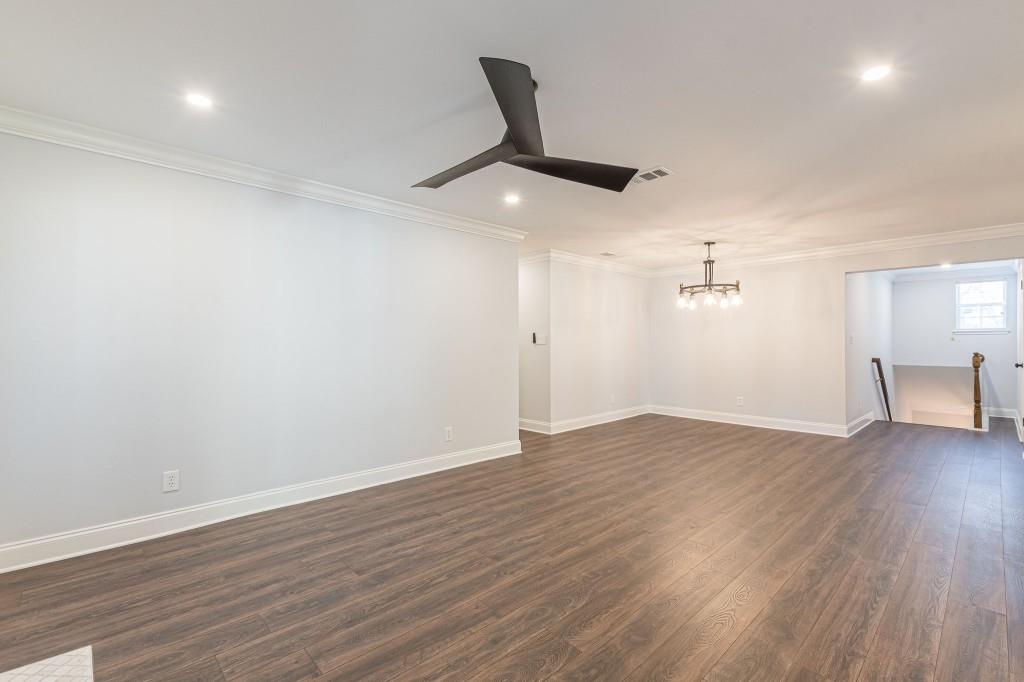 6810 Glenridge Drive Unit C, Sandy Springs, Georgia 30328, 2 Bedrooms Bedrooms, ,2 BathroomsBathrooms,Residential,Sold,6810 Glenridge Drive Unit C,7316959