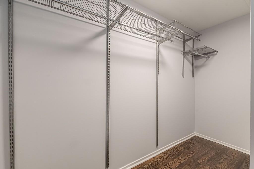 6810 Glenridge Drive Unit C, Sandy Springs, Georgia 30328, 2 Bedrooms Bedrooms, ,2 BathroomsBathrooms,Residential,Sold,6810 Glenridge Drive Unit C,7316959