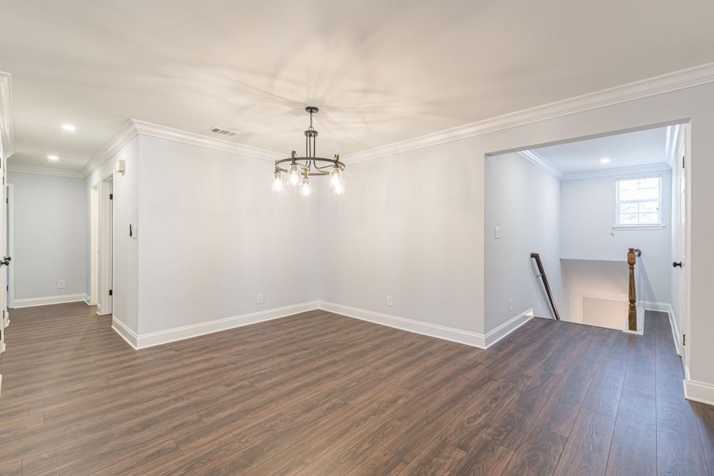 6810 Glenridge Drive Unit C, Sandy Springs, Georgia 30328, 2 Bedrooms Bedrooms, ,2 BathroomsBathrooms,Residential,Sold,6810 Glenridge Drive Unit C,7316959