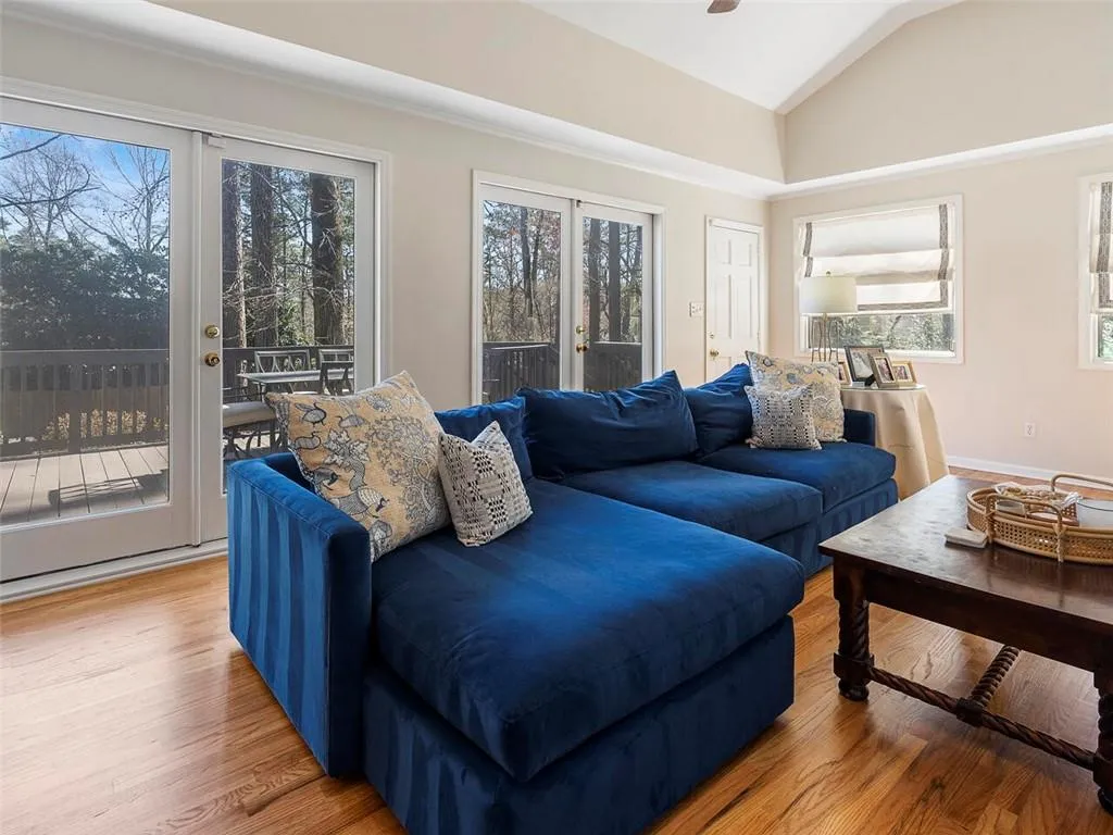 381 Pine Forest Road, Atlanta, Georgia 30342, 3 Bedrooms Bedrooms, ,2 BathroomsBathrooms,Residential,Sold,381 Pine Forest Road,7015668