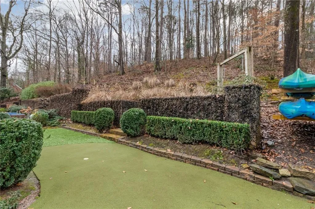 6225 River Chase Circle, Sandy Springs, Georgia 30328, 5 Bedrooms Bedrooms, ,3 BathroomsBathrooms,Residential,Sold,6225 River Chase Circle,7164515