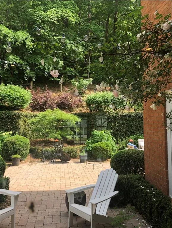 6225 River Chase Circle, Sandy Springs, Georgia 30328, 5 Bedrooms Bedrooms, ,3 BathroomsBathrooms,Residential,Sold,6225 River Chase Circle,7164515