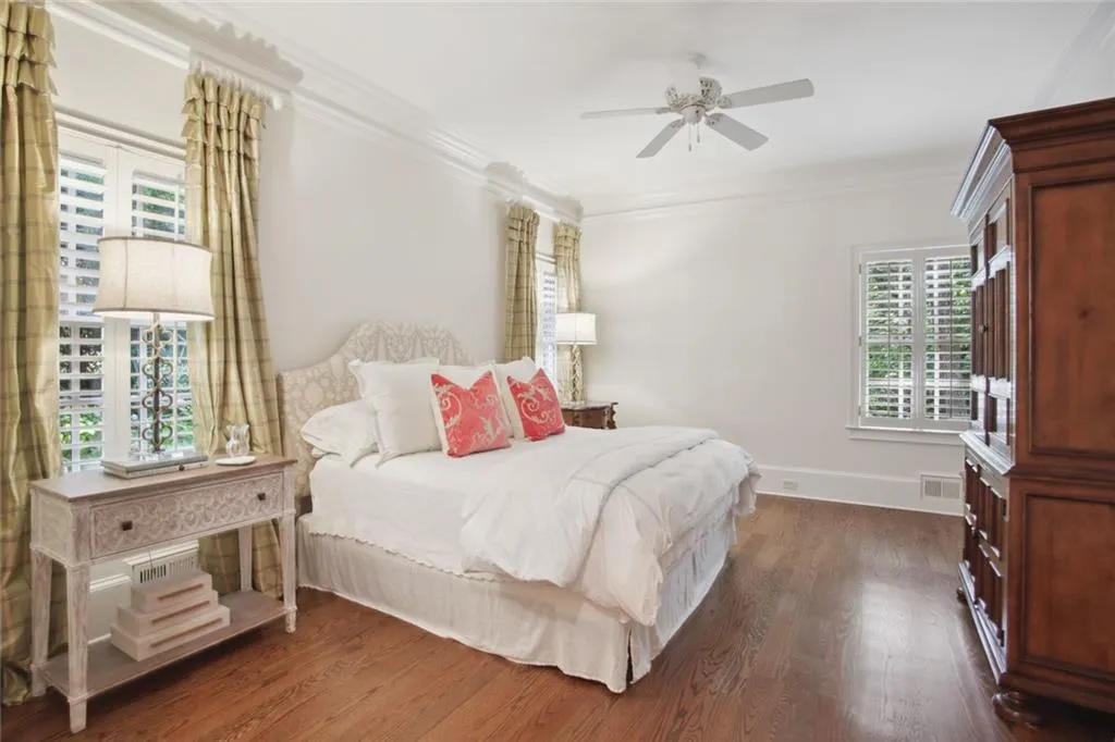 4840 Carol Lane, Sandy Springs, Georgia 30327, 4 Bedrooms Bedrooms, ,4 BathroomsBathrooms,Residential,Sold,4840 Carol Lane,7083788