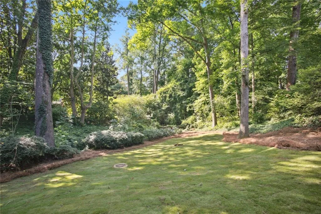 4840 Carol Lane, Sandy Springs, Georgia 30327, 4 Bedrooms Bedrooms, ,4 BathroomsBathrooms,Residential,Sold,4840 Carol Lane,7083788