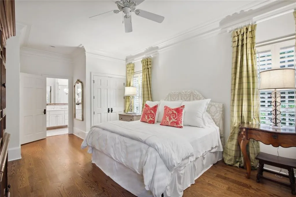 4840 Carol Lane, Sandy Springs, Georgia 30327, 4 Bedrooms Bedrooms, ,4 BathroomsBathrooms,Residential,Sold,4840 Carol Lane,7083788