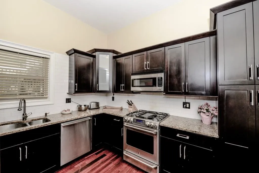 892 Piedmont Avenue Unit D, Atlanta, Georgia 30309, 2 Bedrooms Bedrooms, ,2 BathroomsBathrooms,Residential,Sold,892 Piedmont Avenue Unit D,5856066