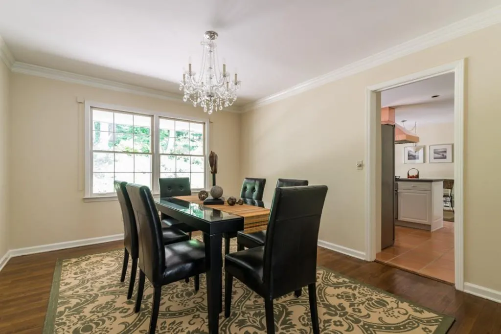 40 Brandon Ridge Drive, Sandy Springs, Georgia 30328, 4 Bedrooms Bedrooms, ,3 BathroomsBathrooms,Residential,Sold,40 Brandon Ridge Drive,5691006