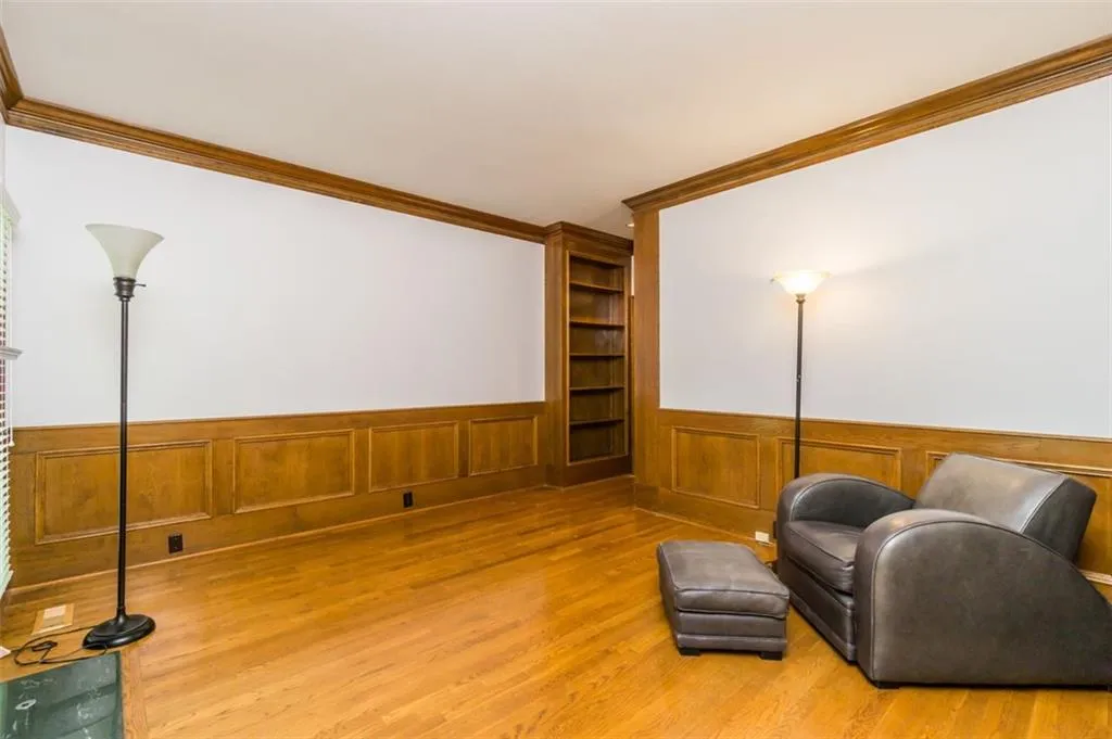 8155 Grogans Ferry Road, Atlanta, Georgia 30350, 5 Bedrooms Bedrooms, ,4 BathroomsBathrooms,Residential,Sold,8155 Grogans Ferry Road,7039049