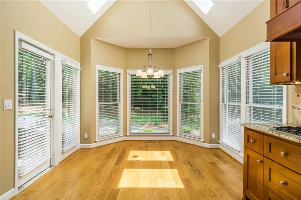 8155 Grogans Ferry Road, Atlanta, Georgia 30350, 5 Bedrooms Bedrooms, ,4 BathroomsBathrooms,Residential,Sold,8155 Grogans Ferry Road,7039049