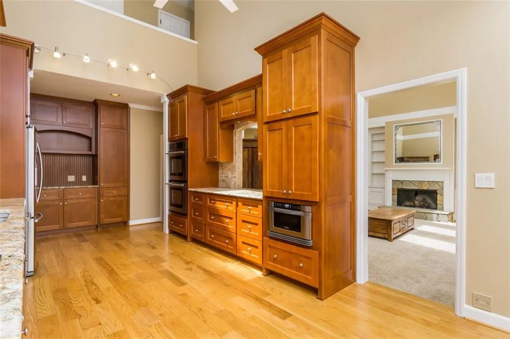 8155 Grogans Ferry Road, Atlanta, Georgia 30350, 5 Bedrooms Bedrooms, ,4 BathroomsBathrooms,Residential,Sold,8155 Grogans Ferry Road,7039049