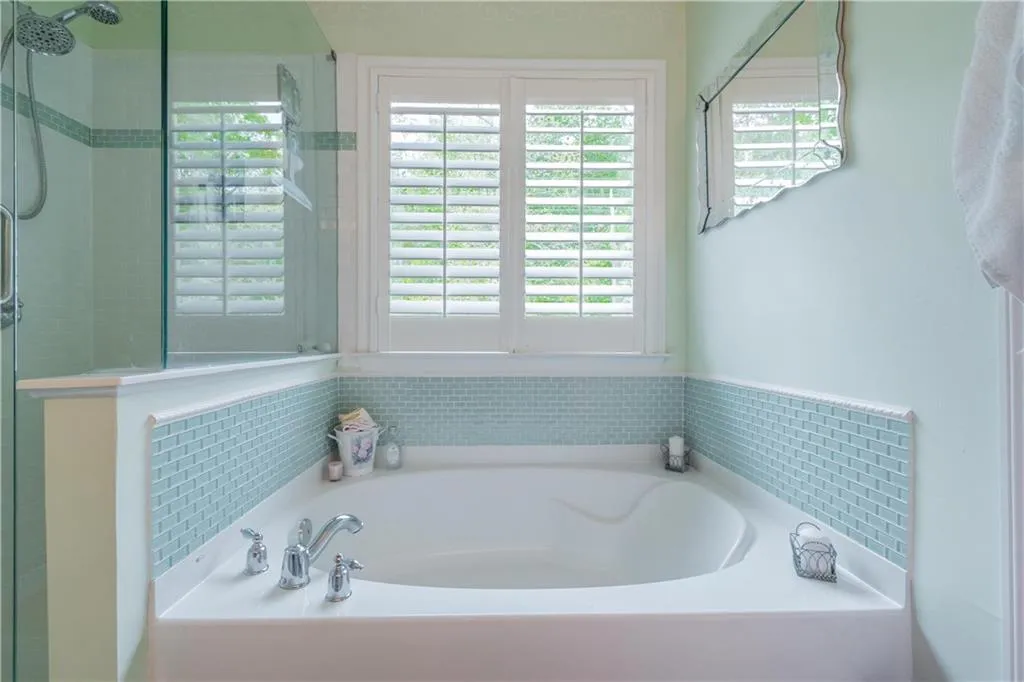 7892 Kiverton Place, Sandy Springs, Georgia 30350, 4 Bedrooms Bedrooms, ,3 BathroomsBathrooms,Residential,Sold,7892 Kiverton Place,5679184