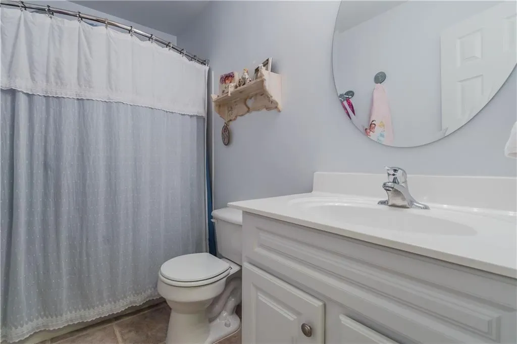 7892 Kiverton Place, Sandy Springs, Georgia 30350, 4 Bedrooms Bedrooms, ,3 BathroomsBathrooms,Residential,Sold,7892 Kiverton Place,5679184