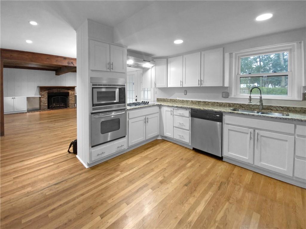 286 Dartmoor Circle, Atlanta, Georgia 30328, 4 Bedrooms Bedrooms, ,3 BathroomsBathrooms,Residential,Sold,286 Dartmoor Circle,7337954