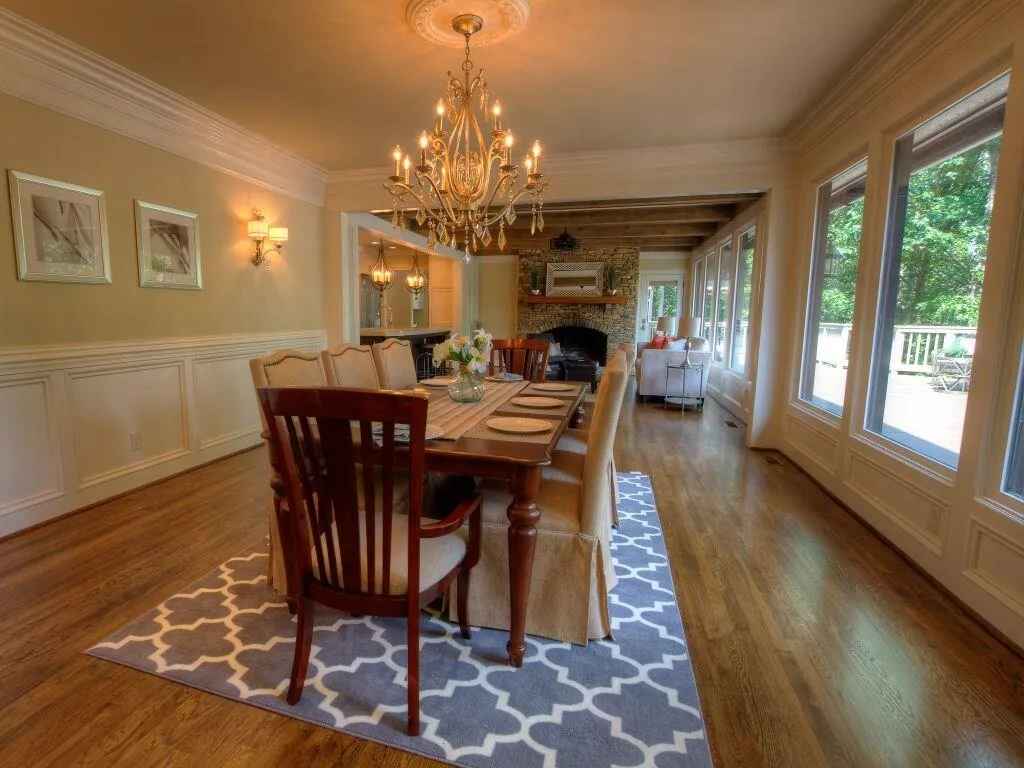 1925 Spalding Drive, Sandy Springs, Georgia 30350, 9 Bedrooms Bedrooms, ,7 BathroomsBathrooms,Residential,Sold,1925 Spalding Drive,5575495