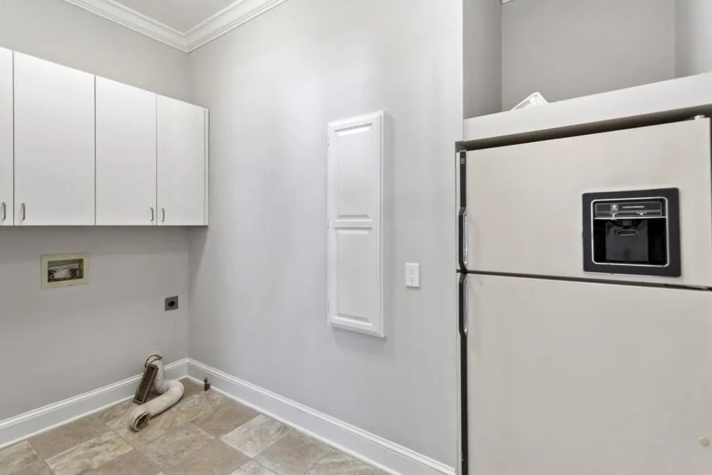4979 Long Island Drive Nw, Sandy Springs, Georgia 30327, 3 Bedrooms Bedrooms, ,3 BathroomsBathrooms,Residential,Sold,4979 Long Island Drive Nw,6880381