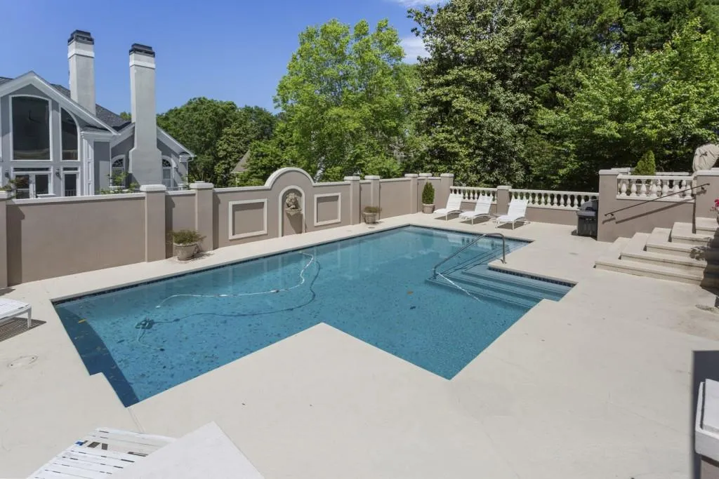 4979 Long Island Drive Nw, Sandy Springs, Georgia 30327, 3 Bedrooms Bedrooms, ,3 BathroomsBathrooms,Residential,Sold,4979 Long Island Drive Nw,6880381