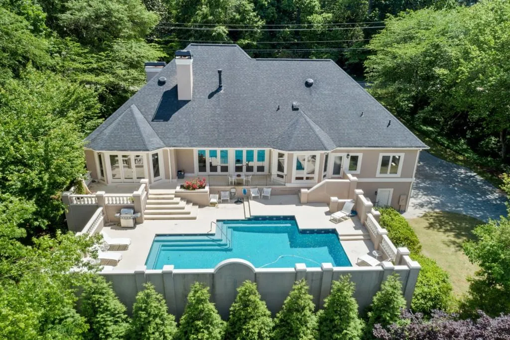 4979 Long Island Drive Nw, Sandy Springs, Georgia 30327, 3 Bedrooms Bedrooms, ,3 BathroomsBathrooms,Residential,Sold,4979 Long Island Drive Nw,6880381