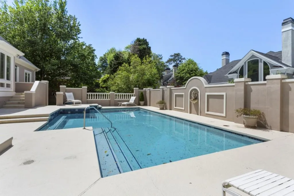 4979 Long Island Drive Nw, Sandy Springs, Georgia 30327, 3 Bedrooms Bedrooms, ,3 BathroomsBathrooms,Residential,Sold,4979 Long Island Drive Nw,6880381